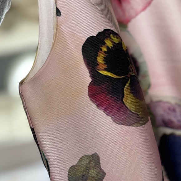 Floral dress - Picture 6 of 8